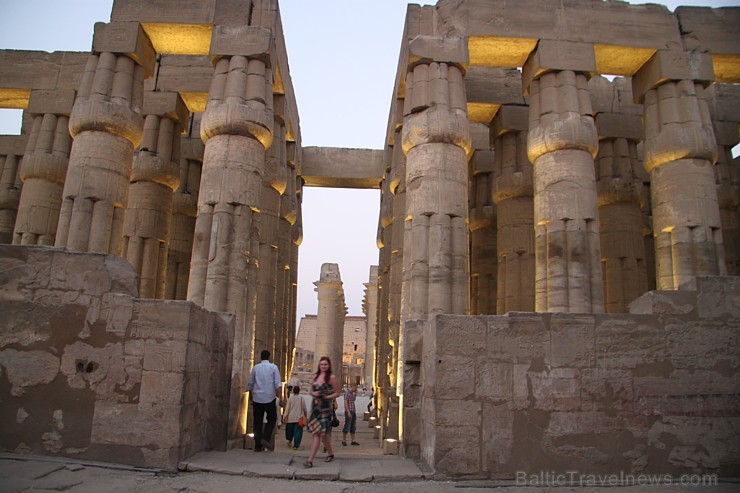 Travelnews.lv apmeklē Karnakas templi Luksorā. Vairāk informācijas par ceļojumiem uz Ēģipti - www.goadventure.lv 109975