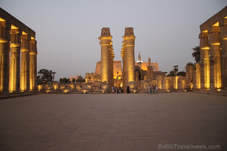 Travelnews.lv apmeklē Karnakas templi Luksorā. Vairāk informācijas par ceļojumiem uz Ēģipti - www.goadventure.lv 109981
