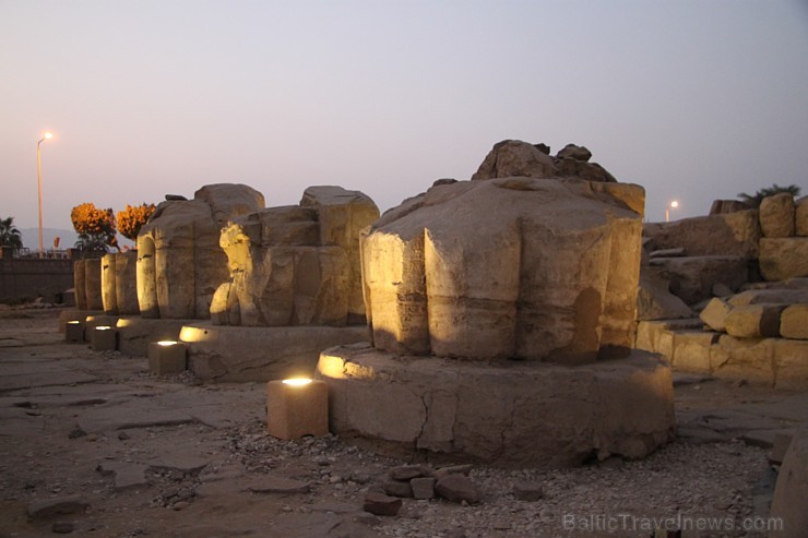 Travelnews.lv apmeklē Karnakas templi Luksorā. Vairāk informācijas par ceļojumiem uz Ēģipti - www.goadventure.lv 109988