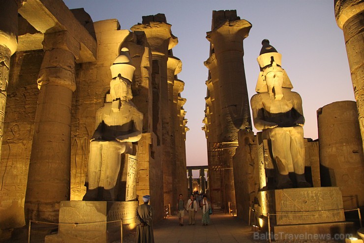 Travelnews.lv apmeklē Karnakas templi Luksorā. Vairāk informācijas par ceļojumiem uz Ēģipti - www.goadventure.lv 109989