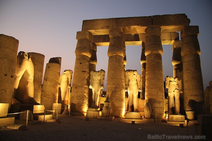 Travelnews.lv apmeklē Karnakas templi Luksorā. Vairāk informācijas par ceļojumiem uz Ēģipti - www.goadventure.lv 109990