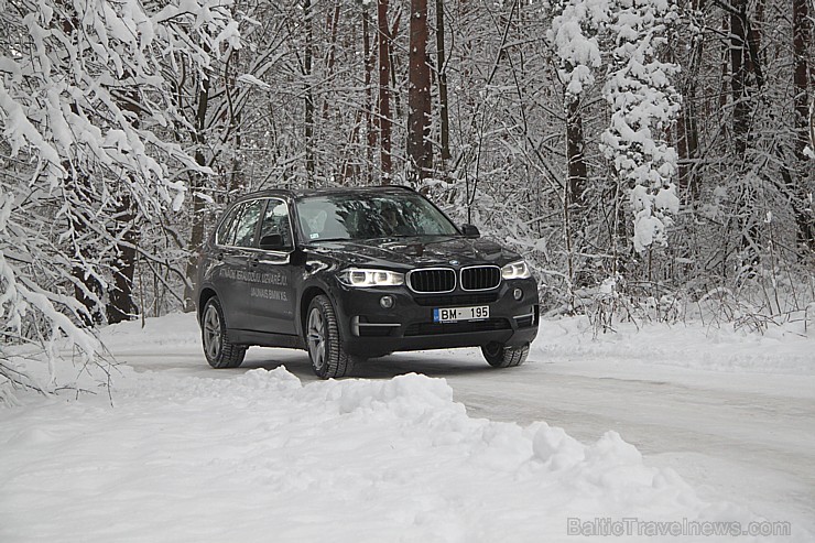 Travelnews.lv dodas dienas ceļojumā ar jauno BMW X5 3.0d 110885