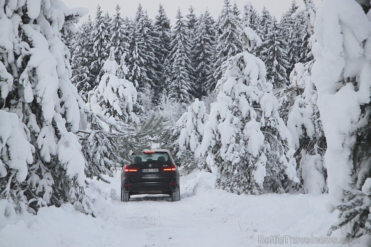 Travelnews.lv dodas dienas ceļojumā ar jauno BMW X5 3.0d 110894