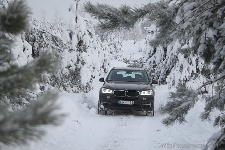 Travelnews.lv dodas dienas ceļojumā ar jauno BMW X5 3.0d 110895