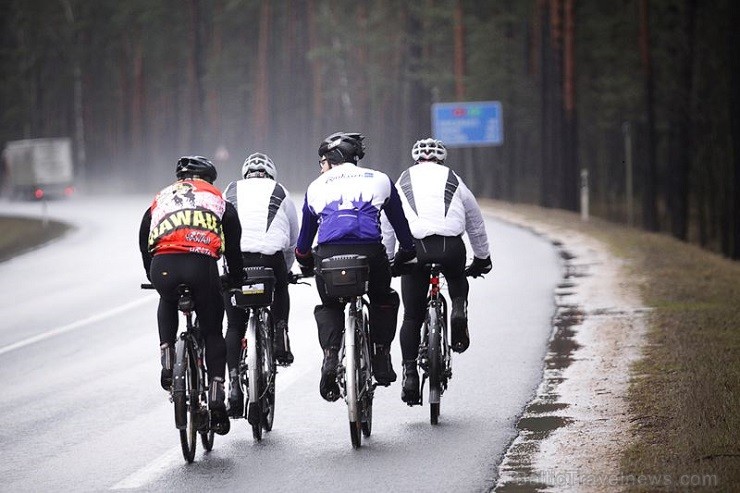 12.01.2014 Radisson Blu komanda devās neliela testa braucienā Rīga - Saulkrasti - Ragana - Sigulda - Rīga (aptuveni 130 km) 112359