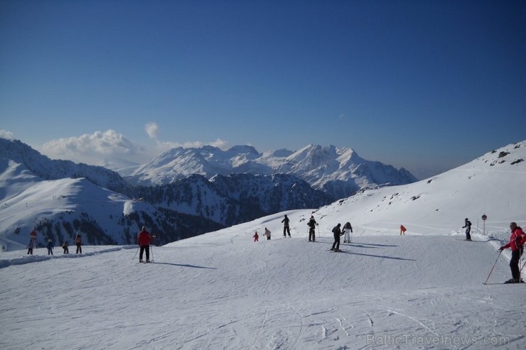 Val di Fassa kūrorts ietver vairākus mazus kūrortciematiņus - Kampitello, Kanaceja, Macina, Moena, Poca, Vigo un Soraga. 113137