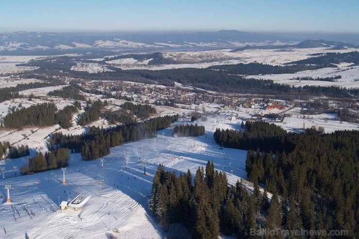 Bialka Tatrzanska kūrorts apvieno trīs slēpošanas centrus - Kotelnica, Kaniowka un Bania. Centri ir apvienojušies un piedāvā iegādāties apvienoto ieej 113280