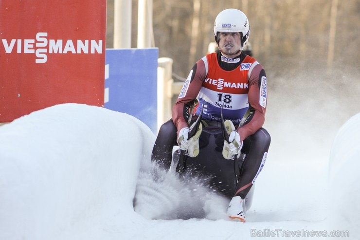 Siguldā norisinājies Eiropas čempionāts un pasaules kauss kamaniņu sportā 113553