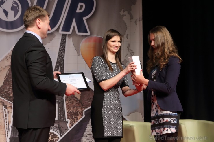 «GADA CILVĒKS TŪRISMĀ 2013» nominācijas «Tūrisma mājas lapa 2013» laureāta titulu iegūst www.Aerodium.lv. Foto: J. Ķilkuts, Fotoatelje.lv 114334