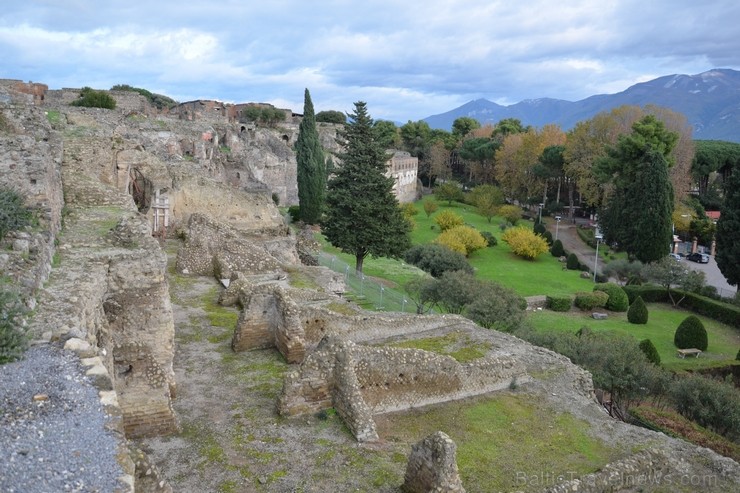 Pie jūras vārtiem - Porta Marina. www.remirotravel.lv 115218