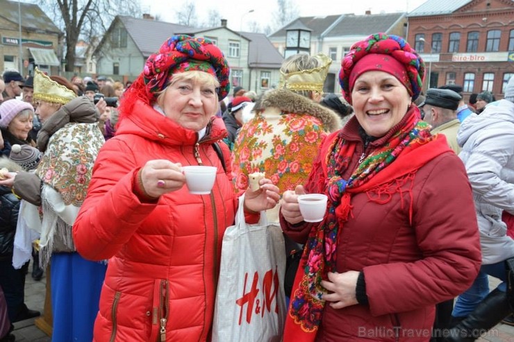 Jēkabpilī 1.martā Vecpilsētas laukumā notikusi Ziemas pavadīšana un Pavasara sagaidīšana jeb Masļeņicas svinēšana, ko ik gadu organizē Jēkabpils kriev 115644