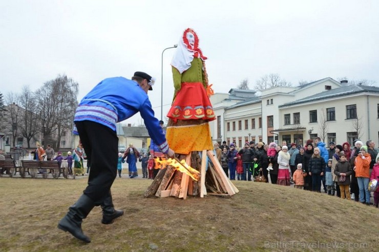 Jēkabpilī 1.martā Vecpilsētas laukumā notikusi Ziemas pavadīšana un Pavasara sagaidīšana jeb Masļeņicas svinēšana, ko ik gadu organizē Jēkabpils kriev 115646