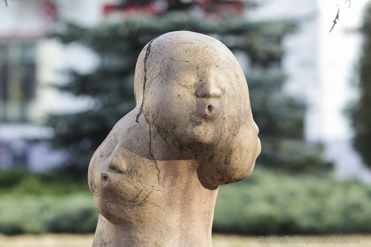 Skulptūru dārzs Daugavpilī ir jauka pastaigu un atpūtas vieta 117160