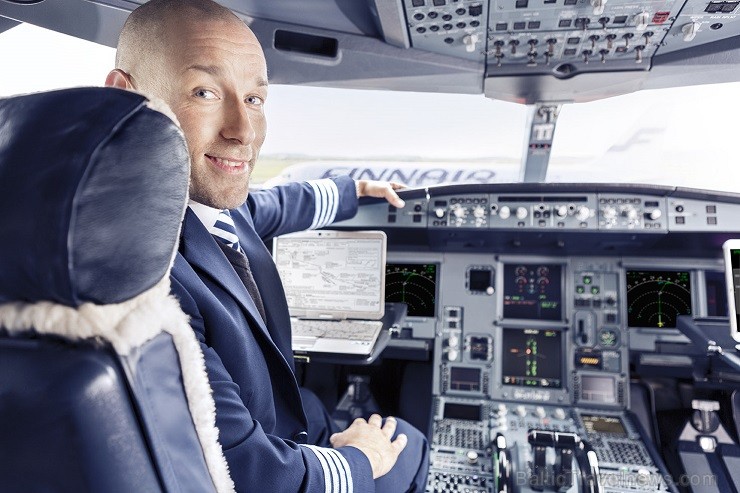 Iepazīsti aviokompānijas Finnair eleganti tērptos pilotus un stjuartes. Vairāk informācijas par aviokompāniju Finnair - www.finnair.com 117308