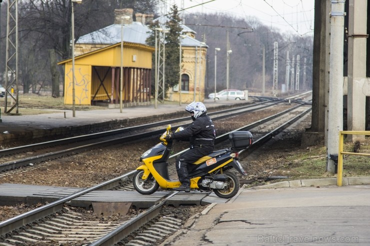 Brasas stacijā ir viena no vecākajām stacijas ēkām Rīgā 118003