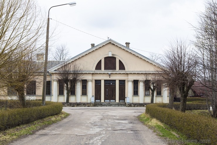 Stacija Meitene atvērta uz Jelgavas - Meitenes dzelzceļa līnijas 118997