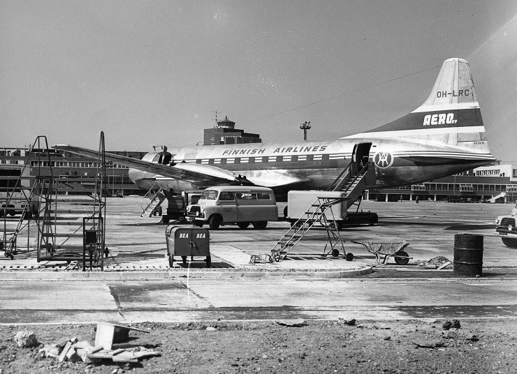 Finnair Convair 340 lidmašīna Londonas Hītrovas lidostā 119370