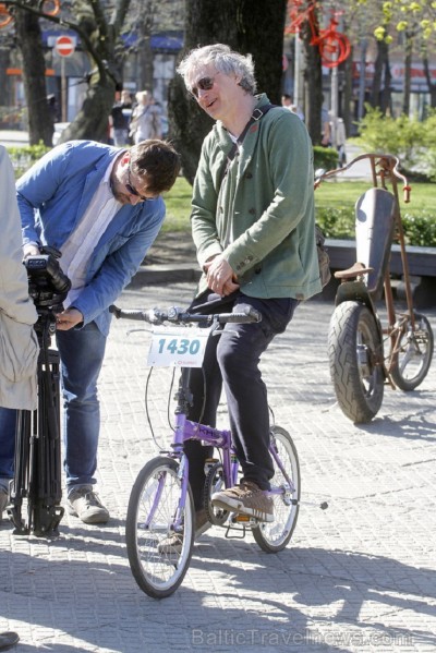 Savukārt ilgtermiņa mērķis ir, lai līdz 2020. gadam viena piektā daļa velobraucēju pārvietotos ar velosipēdiem Rīgas ielās 119383