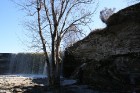 Lai gan pēc HES uzcelšanas uz Jägala upes ūdenskritums ir zaudējis savu spēku, tomēr joprojām saista tūristus ar savu mežonīgo dabu un faktu - platāka 8