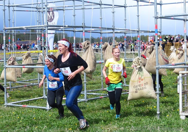 «Stipro skrējiens 2014» pulcē izturīgos un skriet mīlošos (sievietes) 120208