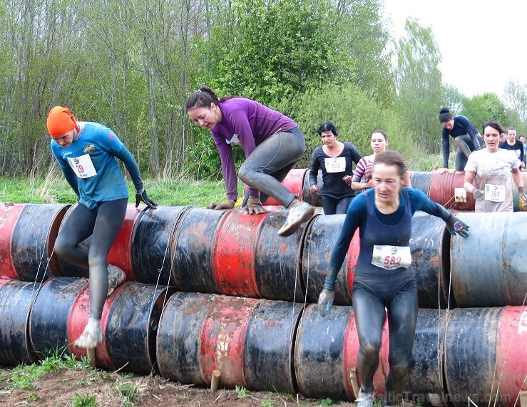 «Stipro skrējiens 2014» pulcē izturīgos un skriet mīlošos (sievietes) 120255