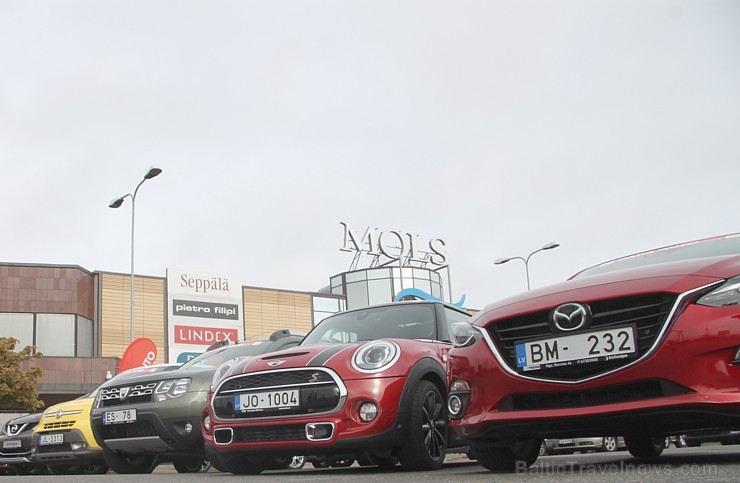 «Gada auto 2015» kandidāti - Nissan Qashqai, Honda Civic Tourer, Mini Cooper S, Mazda3, Fiat 500 L Trekking, Dacia Duster, Fiat Freemont un Opel Astra 121083