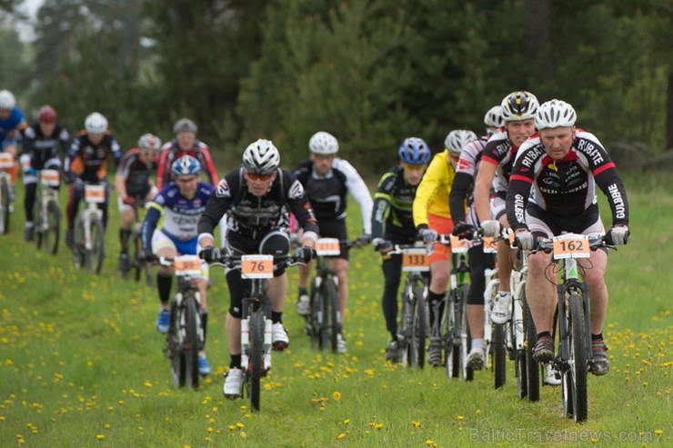 11. maijā Smiltenē norisinājās SEB MTB maratona 2. posms. Nākamais posms paredzēts 15. junijā Vietalvā. Piesakies www.velo.lv 121145