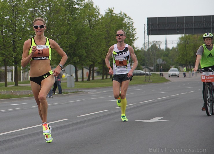 Pirmās bildes no «Nordea Rīgas maratons 2014» ar ātrākajiem skrējējiem 121852