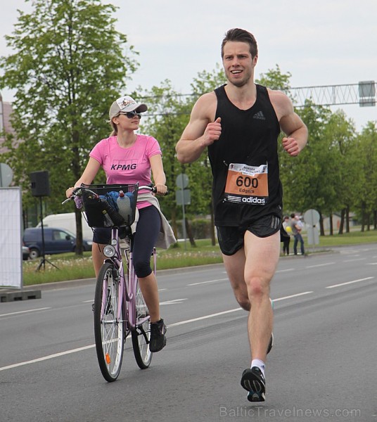 Pirmās bildes no «Nordea Rīgas maratons 2014» ar ātrākajiem skrējējiem 121858