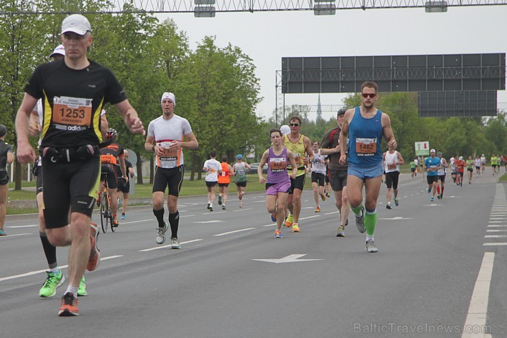 Pirmās bildes no «Nordea Rīgas maratons 2014» ar ātrākajiem skrējējiem 121896