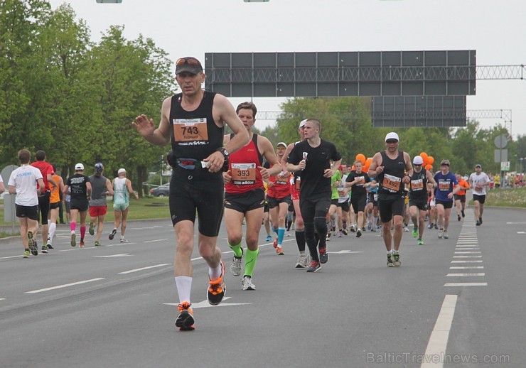 Pirmās bildes no «Nordea Rīgas maratons 2014» ar ātrākajiem skrējējiem 121904