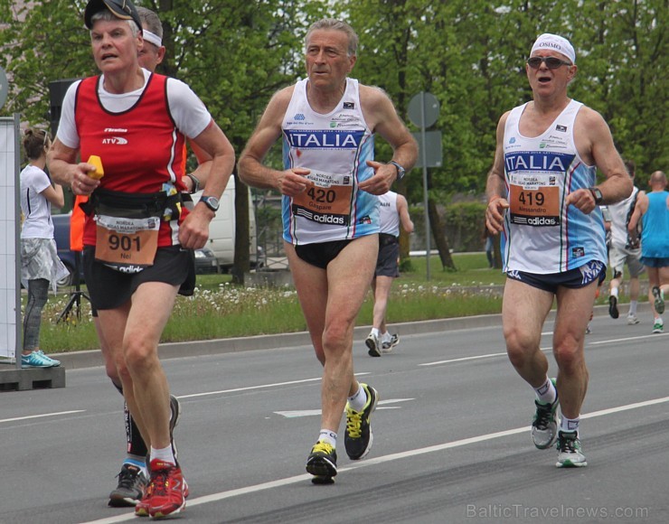 Pirmās bildes no «Nordea Rīgas maratons 2014» ar ātrākajiem skrējējiem 121921