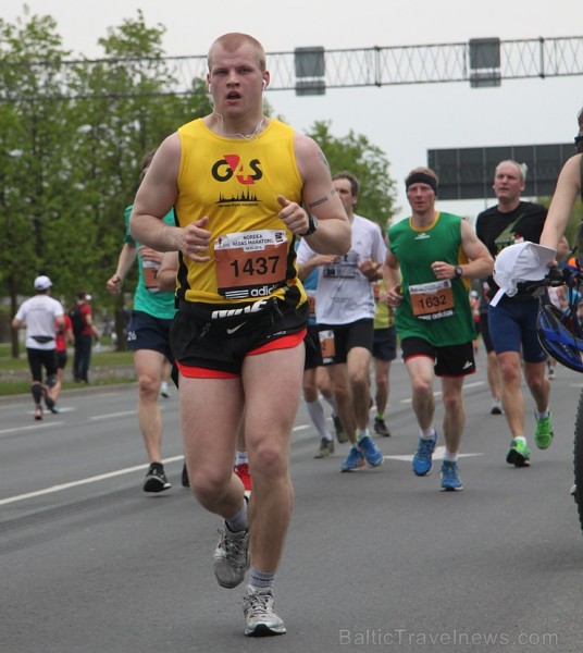 Pirmās bildes no «Nordea Rīgas maratons 2014» ar ātrākajiem skrējējiem 121925