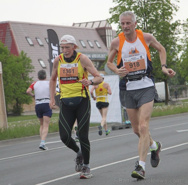 Pirmās bildes no «Nordea Rīgas maratons 2014» ar ātrākajiem skrējējiem 121930