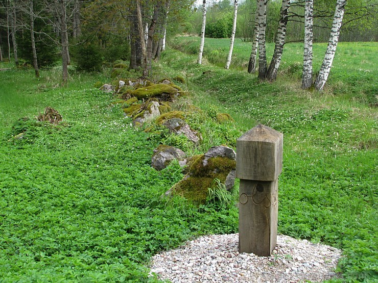 31. maijā un 1. jūnijā notiks «Slīteres ceļotāju dienas 2014», piedāvājot dažādus interesantus maršrutus. Pasākuma programma ir pieejama šeit 122166