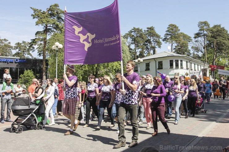 Jūrmalas vasaras kūrortsezonas atklāšanas svētku gājienā piedālās vairāk kā 100 kolektīvu 122253