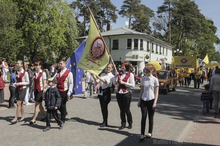 Jūrmalas vasaras kūrortsezonas atklāšanas svētku gājienā piedālās vairāk kā 100 kolektīvu 122258