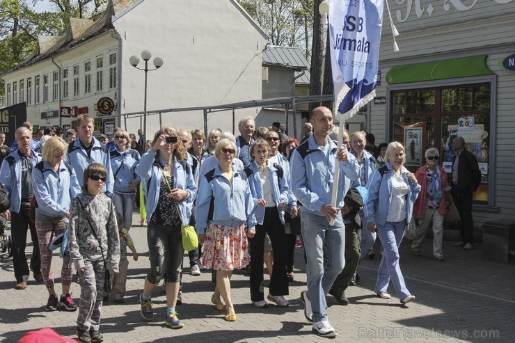 Jūrmalas vasaras kūrortsezonas atklāšanas svētku gājienā piedālās vairāk kā 100 kolektīvu 122279