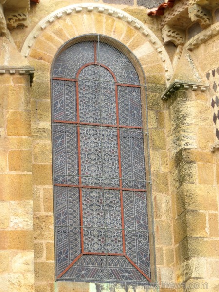 Travelnews.lv iepazīst Saint-Austremoine - vienu no Francijas skaistākajām romāņu baznīcām pilsētā Isuāra (Issoire) 122834