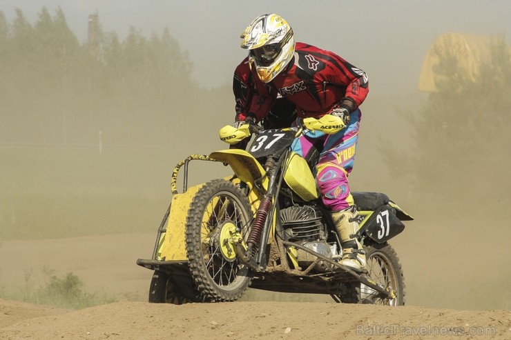 Elkšņu mototrasē sezonu sācis Retro Motokross 123196