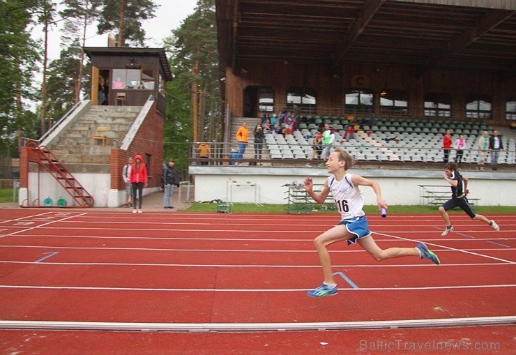 Ogres novada sporta centrs veiksmīgi startē vieglatlētikas sacensībās jauniešiem «Valmieras spēles 2014» 123328