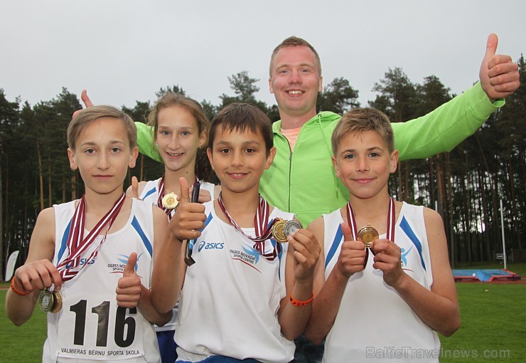 Ogres novada sporta centrs veiksmīgi startē vieglatlētikas sacensībās jauniešiem «Valmieras spēles 2014» 123348