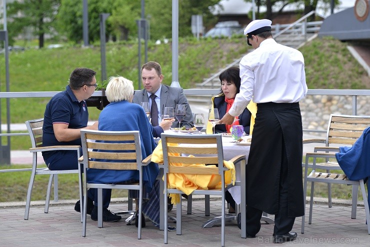 29. maija vakarā viesnīcas KOLONNA Hotel Rēzekne restorānā ROZALIJA notika vasaras terases atklāšanas svinības - www.hotelkolonna.com 123999