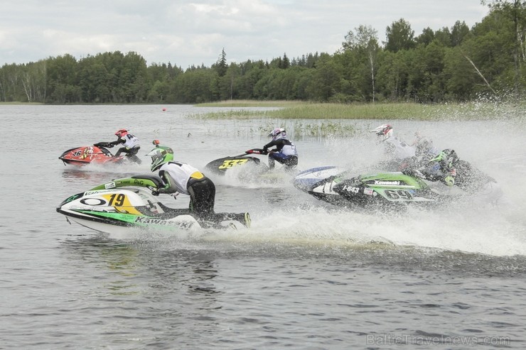 Gulbenes novada Stāmerienā startējis Latvijas čempionāts ūdensmotocikliem 124324