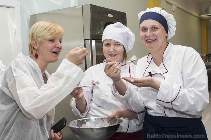 Kulinārijas meistarklase Rīgas Tūrisma un radošās industrijas tehnikumā ar Tommiju Ronti no Norvēģijas 124512