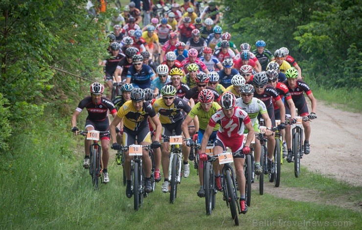 15. jūnijā gleznainajā Vietalvas apkārtnē norisinājās SEB MTB maratona 3. posms. Vairāk www.velo.lv 125134