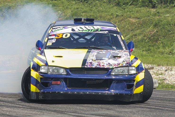 Aizvadīts drifta sacensību Riga Drift Challenge 2. posms 125183