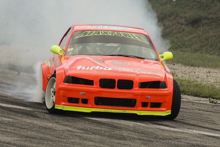 Aizvadīts drifta sacensību Riga Drift Challenge 2. posms 125201