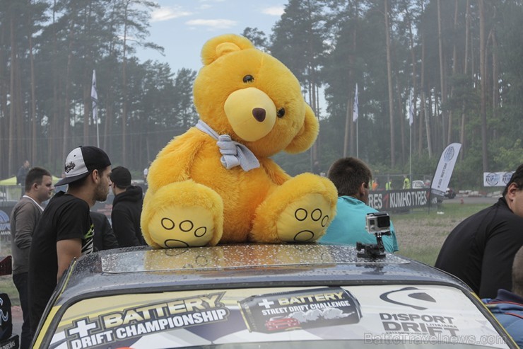 Aizvadīts drifta sacensību Riga Drift Challenge 2. posms 125220