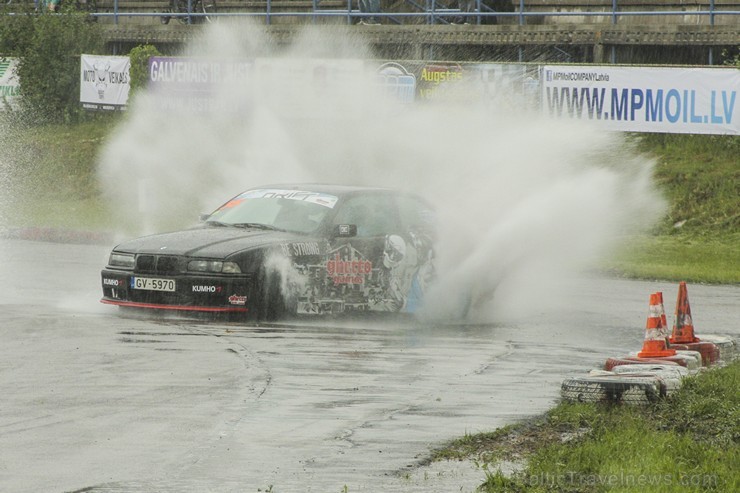 Aizvadīts drifta sacensību Riga Drift Challenge 2. posms 125237